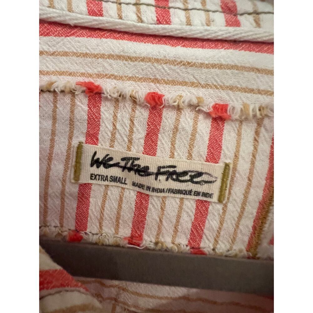 Free People We The Free Striped Red Oxford Crop Button Front XS Boxy Top Shirt - Picture 4 of 10